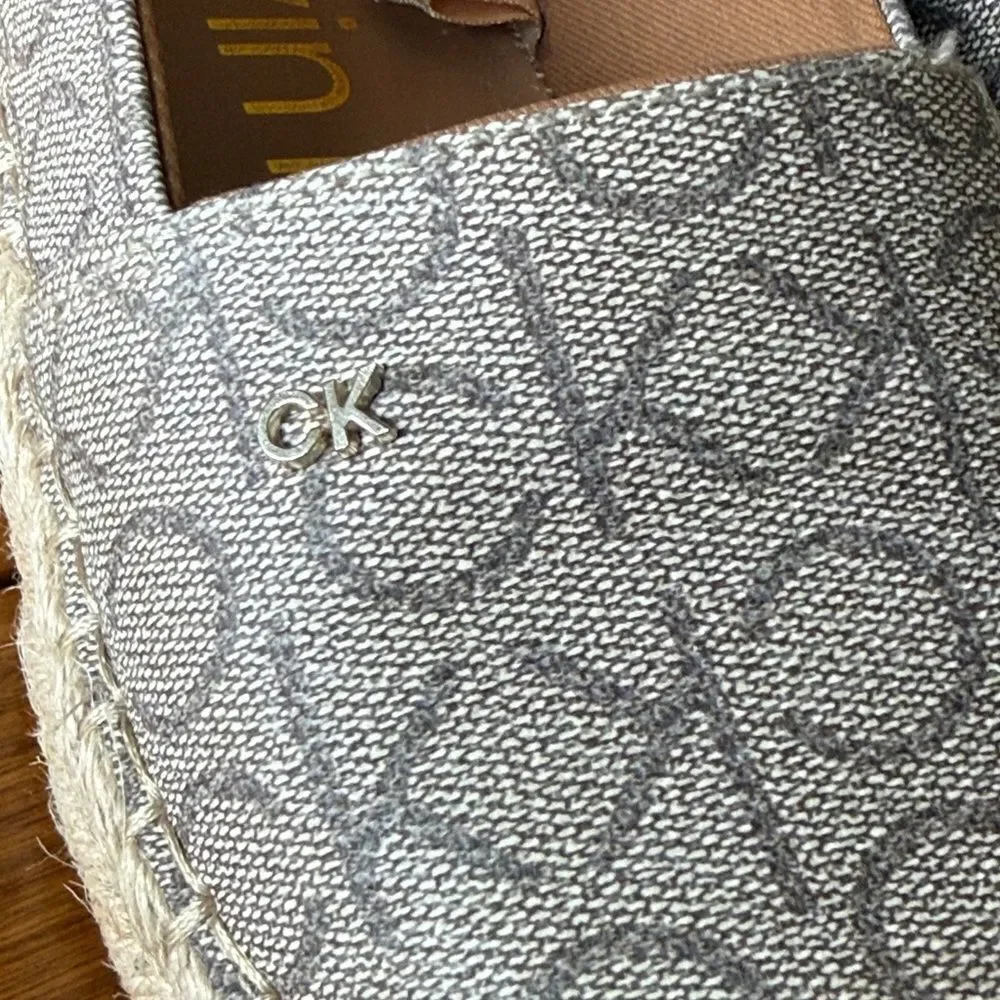 Calcin Klein espadrille flats